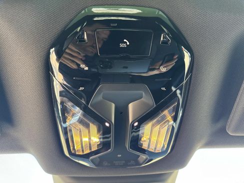 New 2026 BMW iX xDrive45 w/ Premium Package AWD/4WD image 22