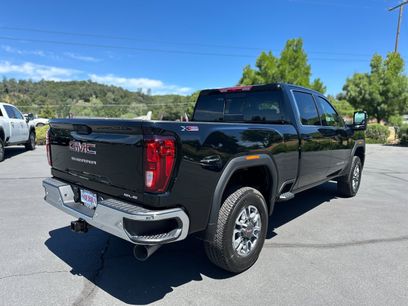 Used 2025 GMC Sierra 2500 SLE w/ SLE Value Package;