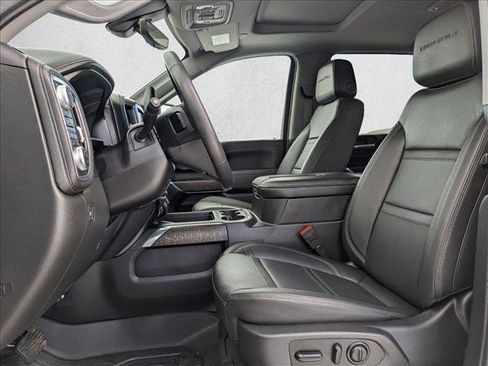 Used 2020 GMC Sierra 2500 Denali w/ Denali Ultimate Package image 19