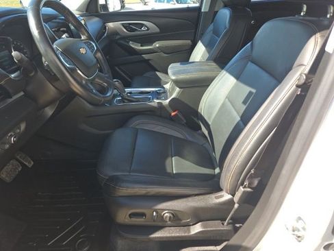 Used 2018 Chevrolet Traverse RS image 15