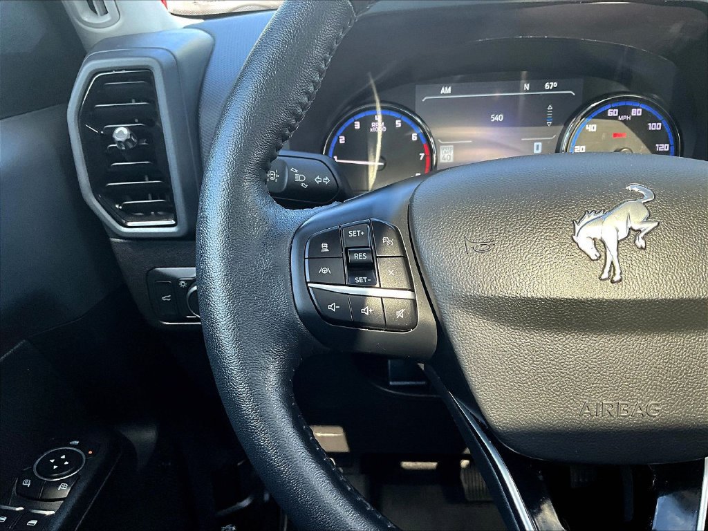 Used 2022 Ford Bronco Sport Outer Banks w/ Tech Package AWD/4WD image 13