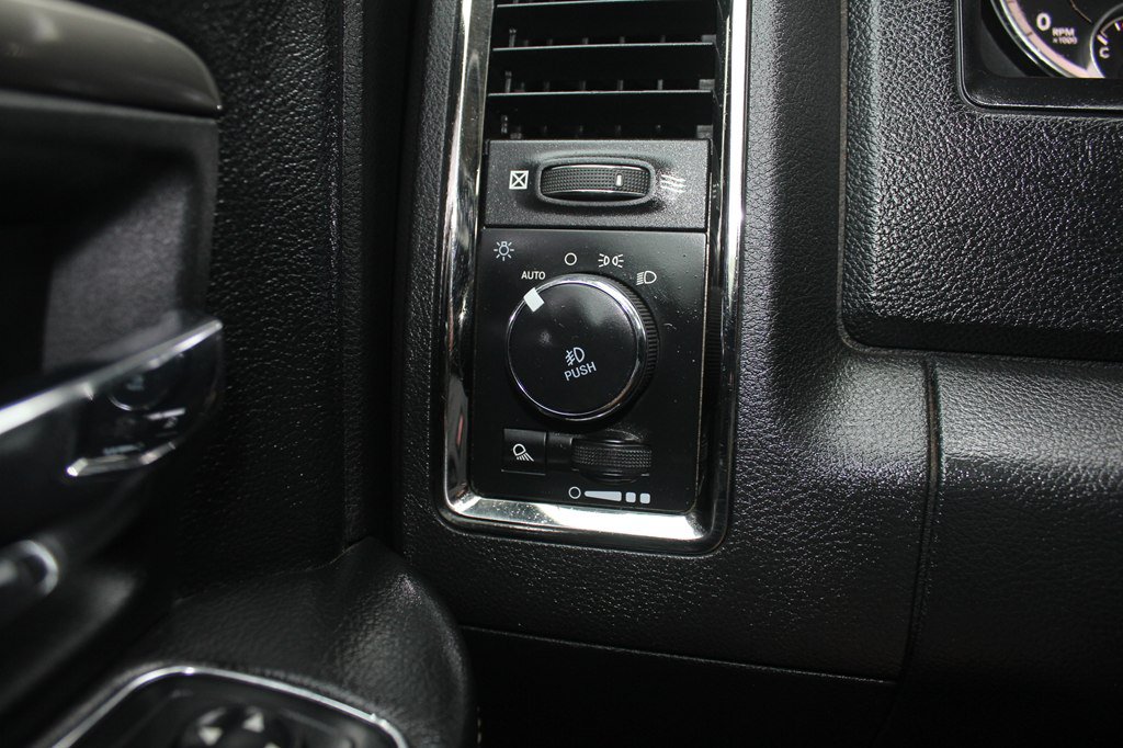 Used 2018 RAM 2500 Lone Star w/ Sport Appearance Group AWD/4WD image 16