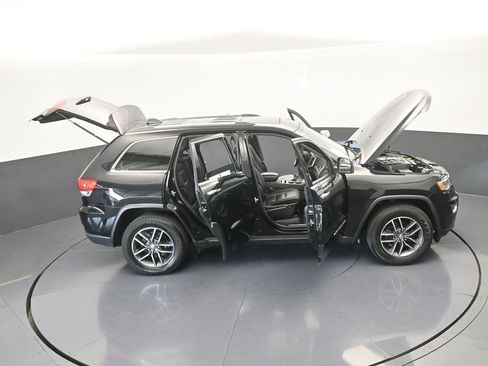 Used 2018 Jeep Grand Cherokee Limited image 73