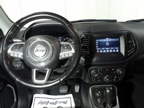 Used 2021 Jeep Compass Latitude w/ Convenience Group AWD/4WD image 11