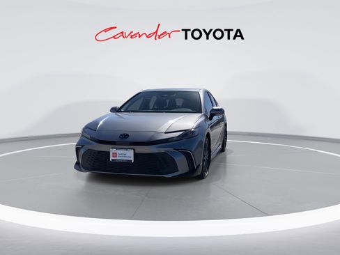 Certified 2026 Toyota Camry SE w/ Convenience Package image 3