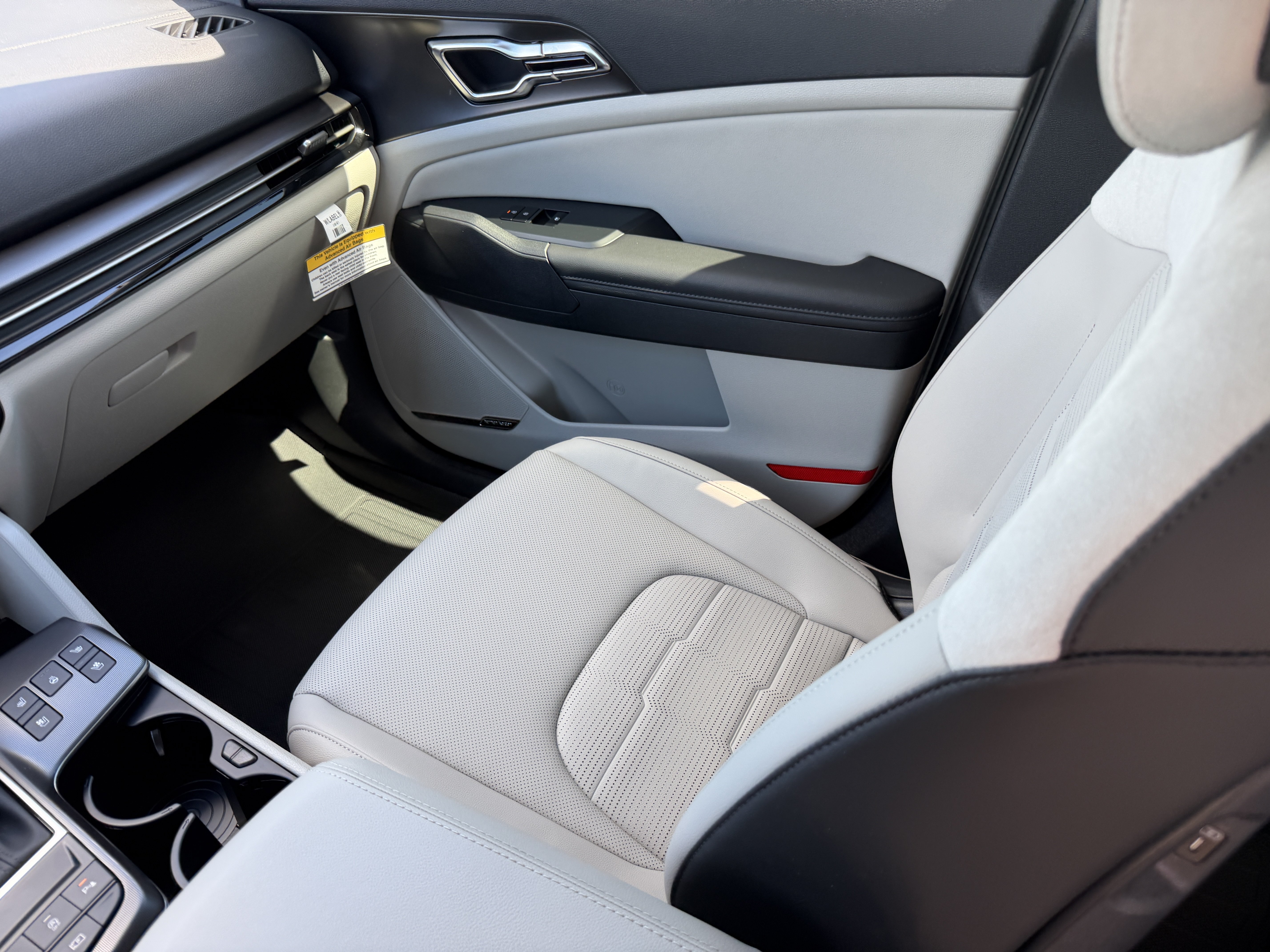 New 2027 Kia Sportage SX FWD image 14