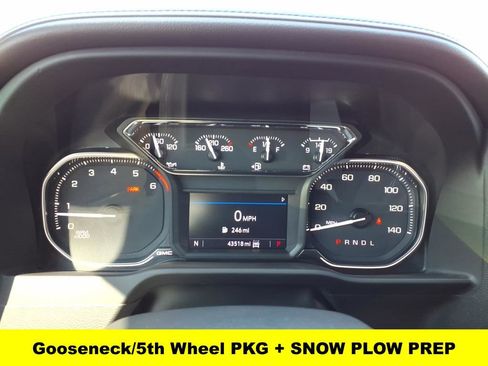 Used 2023 GMC Sierra 2500 AT4 w/ Gooseneck/5TH Wheel Package AWD/4WD image 17