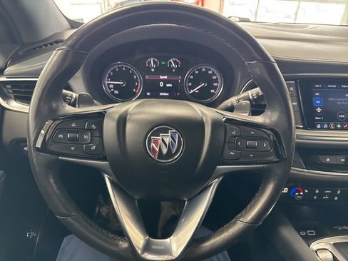 Used 2023 Buick Enclave Essence image 38
