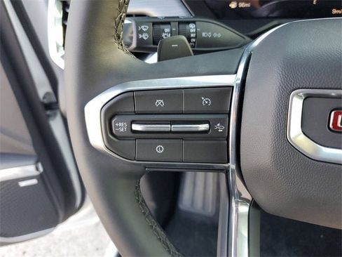 New 2026 GMC Acadia Elevation image 28