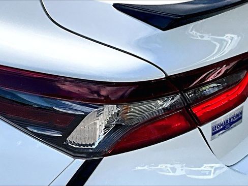 Used 2023 Toyota Camry SE image 30