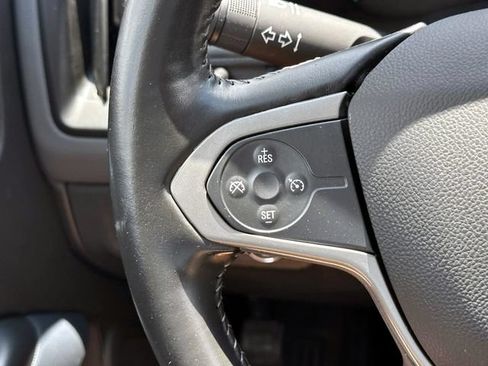 Used 2018 Chevrolet Colorado Z71 AWD/4WD image 23
