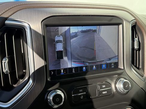 Used 2023 GMC Sierra 3500 Denali w/ Denali Ultimate Package image 24