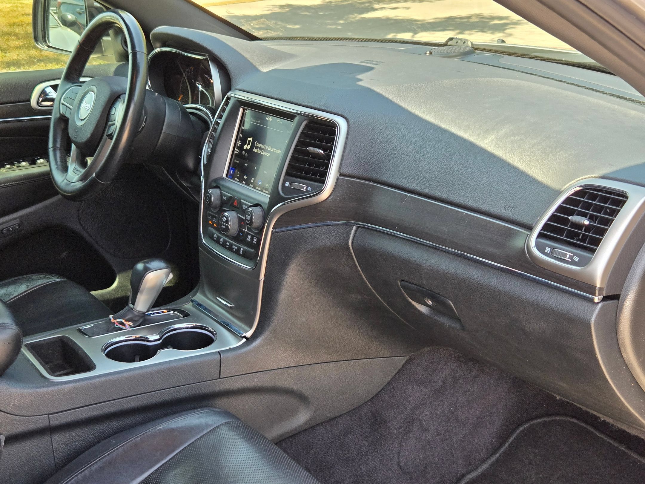 Used 2018 Jeep Grand Cherokee Limited w/ Luxury Group II RWD image 29