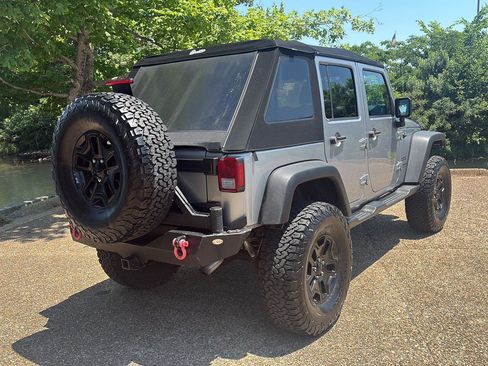 Used 2017 Jeep Wrangler Unlimited Sport w/ Quick Order Package 24S AWD/4WD image 4
