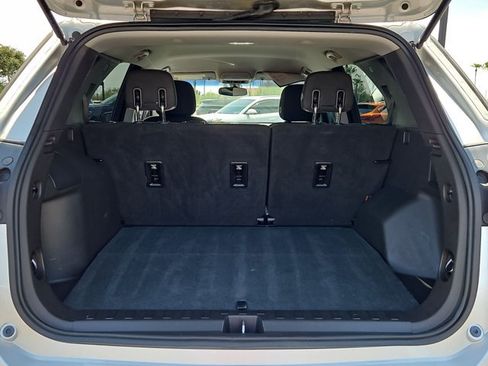 Certified 2018 Chevrolet Equinox LT FWD image 10