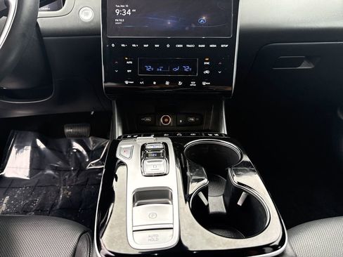 Used 2024 Hyundai Tucson Limited image 37