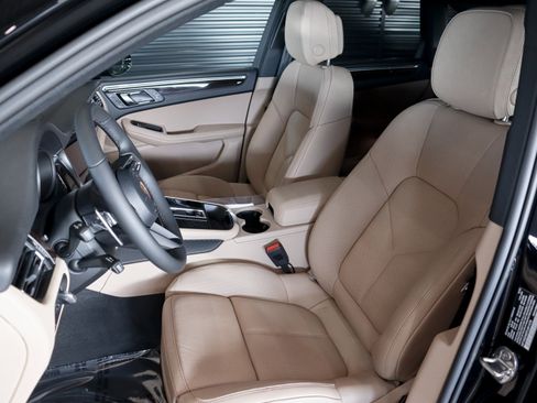 New 2026 Porsche Macan S image 5