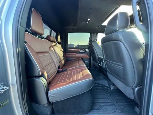 Used 2024 GMC Sierra 2500 Denali Ultimate image 33