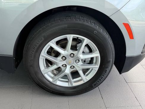 Certified 2024 Chevrolet Equinox LS w/ LS Convenience Package FWD image 13