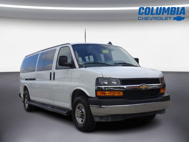 Used 2025 Chevrolet Express 3500 LT w/ LT Preferred Equipment Group RWD image 1