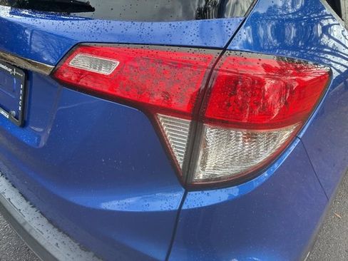 Used 2021 Honda HR-V EX image 14