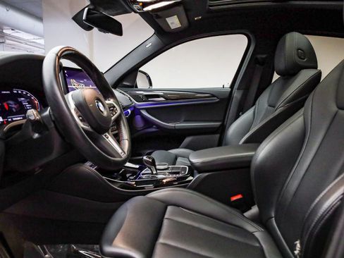 Certified 2023 BMW X4 M40i w/ Premium Package image 18