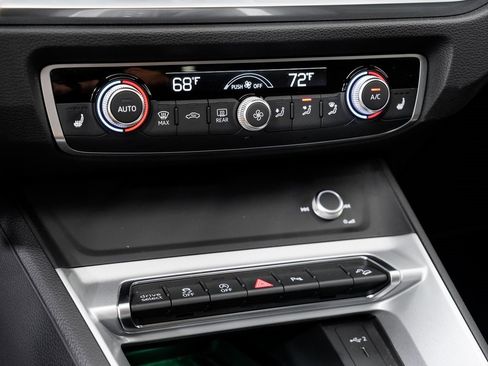 Used 2023 Audi Q3 2.0T Premium Plus w/ Premium Plus Package image 17