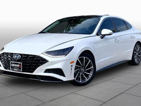 Used 2022 Hyundai Sonata Limited w/ Preferred Accessory Package FWD image 1