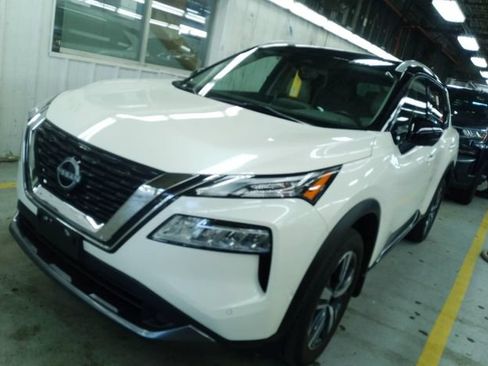 Certified 2023 Nissan Rogue SL w/ SL Premium Package AWD/4WD image 2