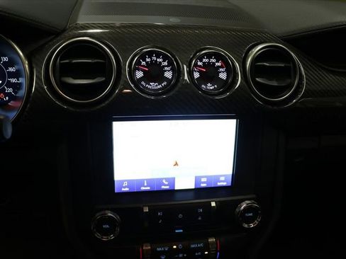 Used 2022 Ford Mustang Shelby GT500 w/ Carbon Fiber Track Pack image 22