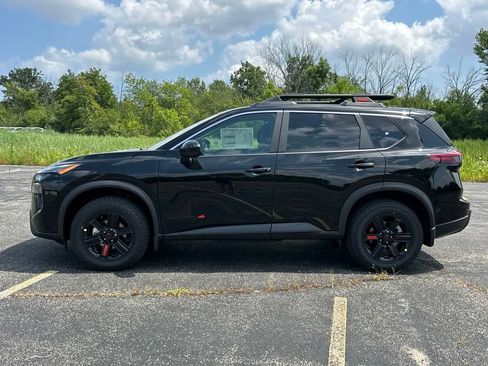 New 2026 Nissan Rogue SV image 2