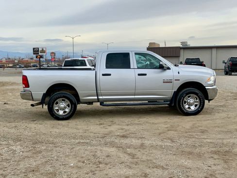 Used 2016 RAM 2500 Tradesman w/ Chrome Appearance Group image 6