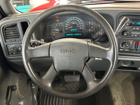 Used 2004 GMC Sierra 2500 2WD Crew Cab HD image 13