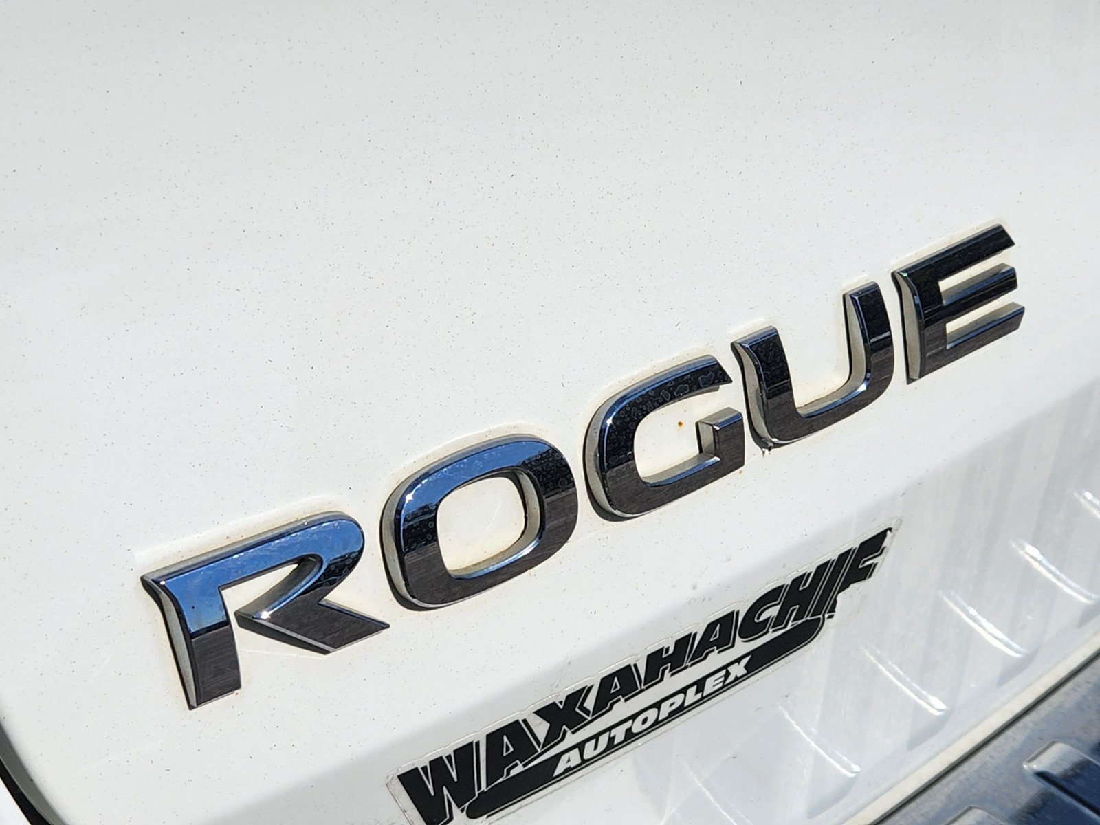 Used 2018 Nissan Rogue S FWD image 27