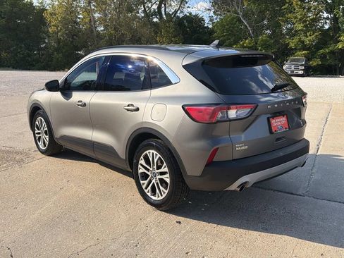 Used 2022 Ford Escape SEL w/ Technology Package FWD image 7