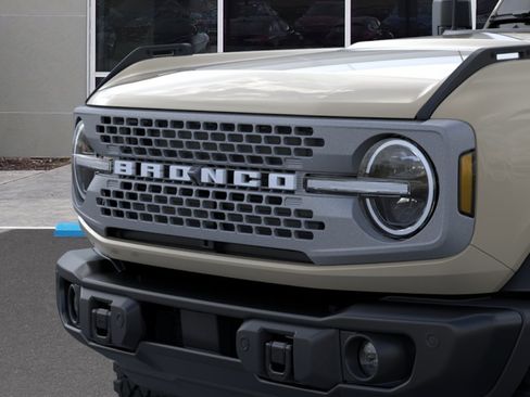 New 2025 Ford Bronco Badlands AWD/4WD image 19