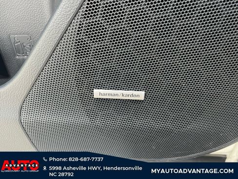 Used 2017 Subaru Forester 2.0XT Touring AWD/4WD image 26