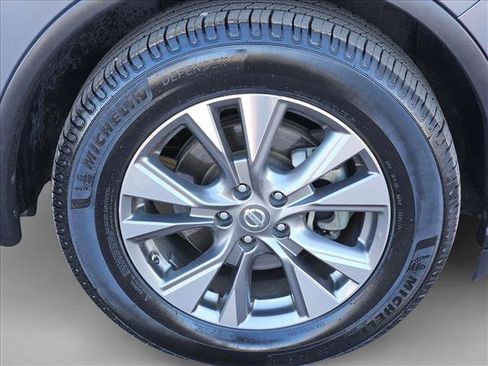 Used 2017 Nissan Murano SV image 20