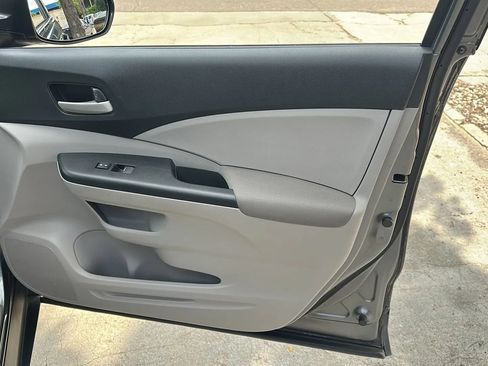 Used 2013 Honda CR-V LX image 29