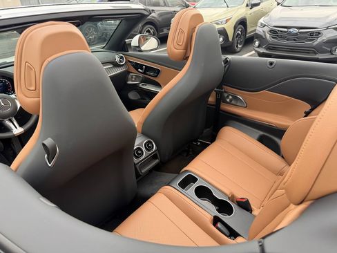 Used 2026 Mercedes-Benz CLE 300 4MATIC Cabriolet image 7