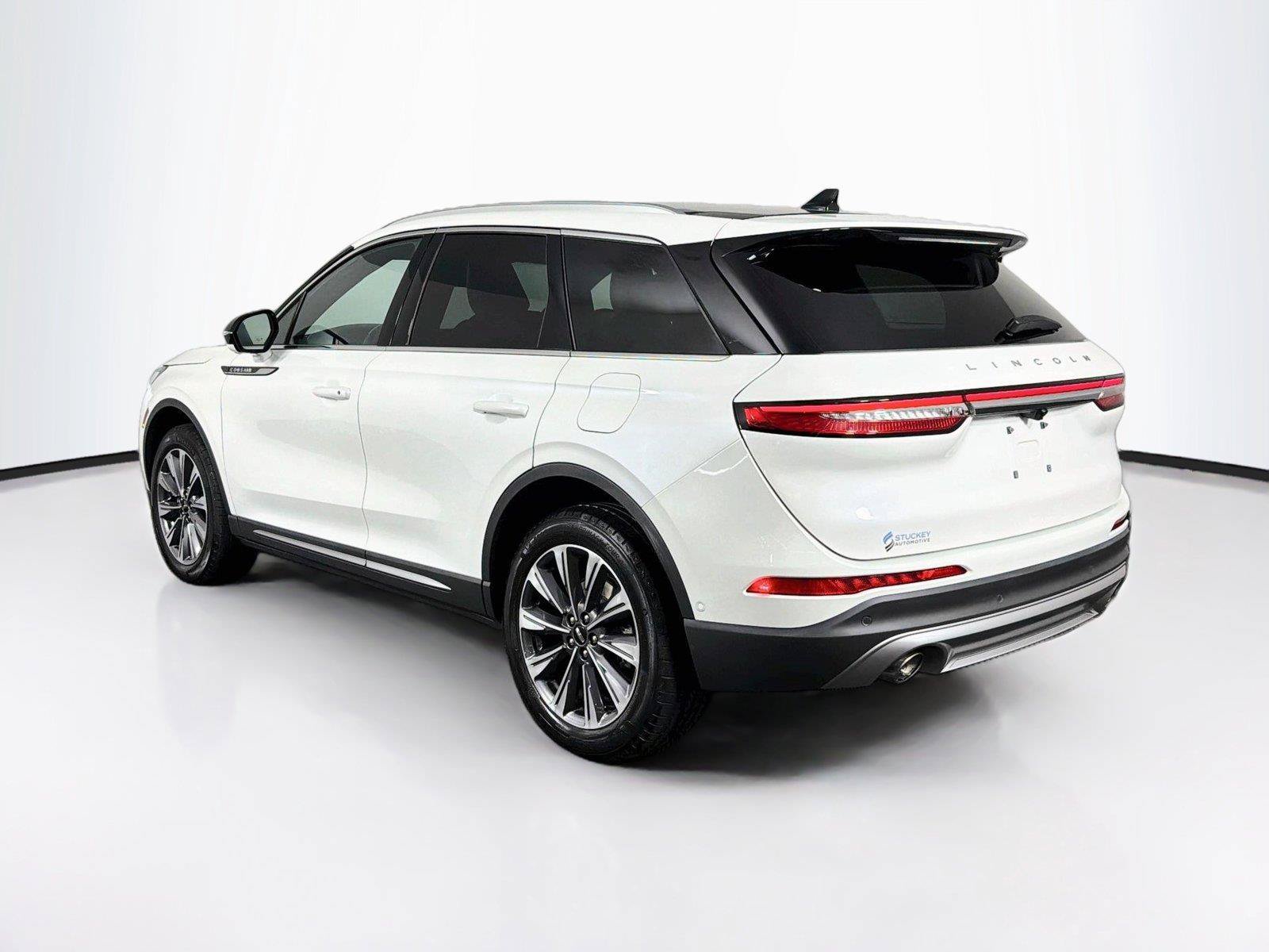 Used 2022 Lincoln Corsair Reserve w/ Equipment Group 201A AWD/4WD image 9