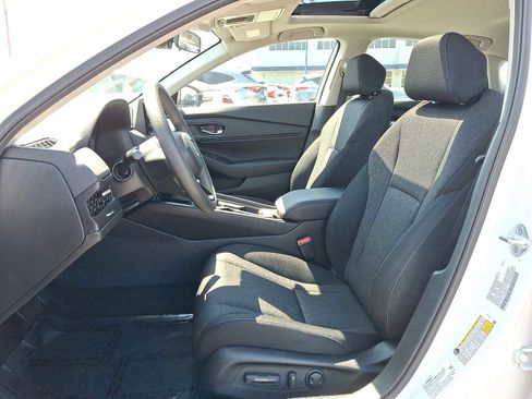Used 2024 Honda Accord EX image 14
