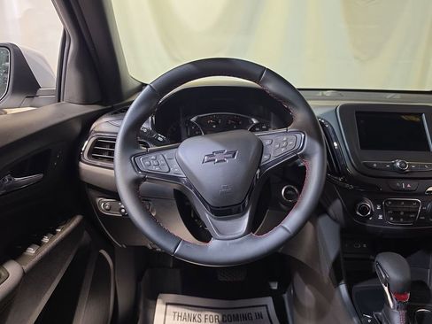 Used 2024 Chevrolet Equinox RS w/ LPO, Floor Liner Package FWD image 11