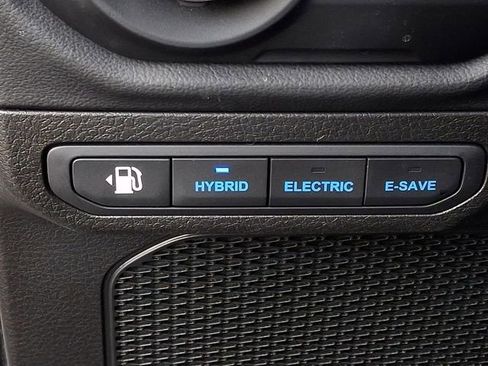 Used 2024 Jeep Wrangler High Altitude AWD/4WD image 29