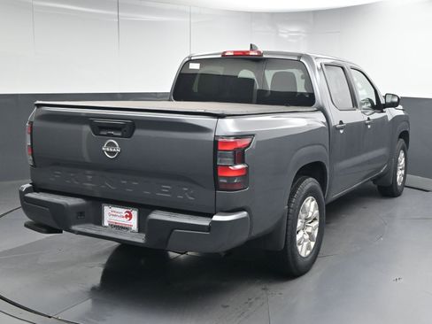 Certified 2022 Nissan Frontier SV image 8