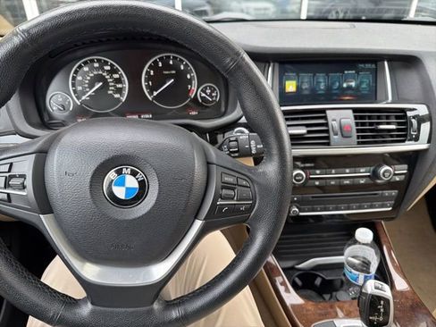 Used 2017 BMW X3 xDrive28i image 9