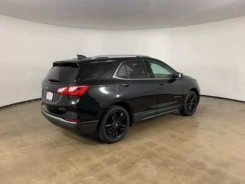 Used 2020 Chevrolet Equinox LT w/ Midnight Edition AWD/4WD image 8