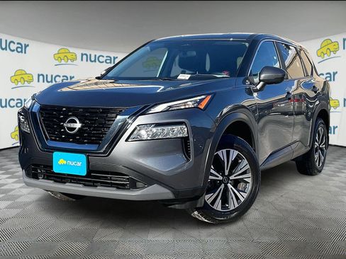 Used 2023 Nissan Rogue SV image 3