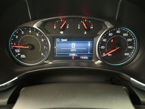 Used 2022 Chevrolet Equinox LS w/ LS Convenience Package AWD/4WD image 13
