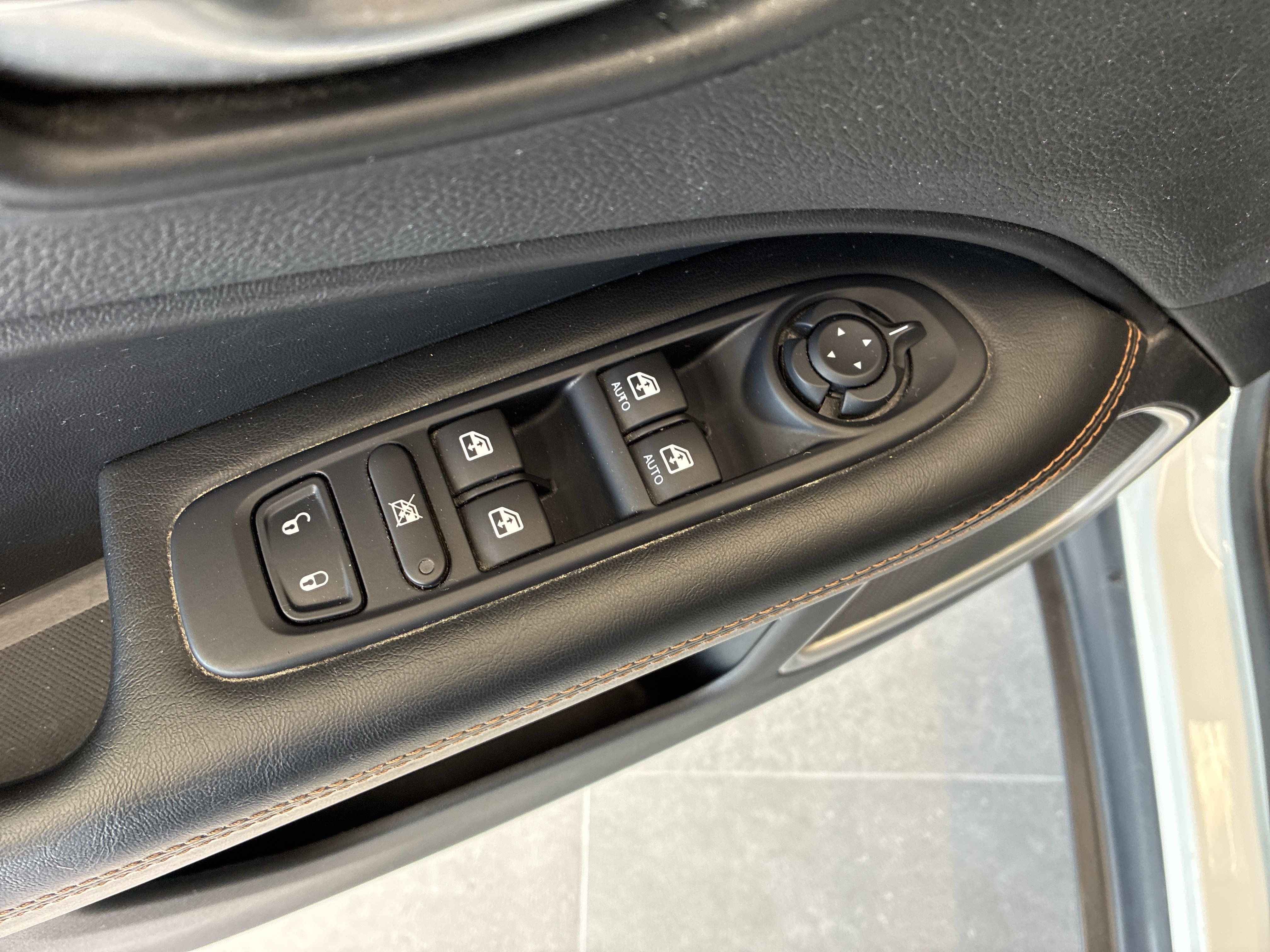 Used 2019 Jeep Compass Limited w/ Safety & Security Group AWD/4WD image 21